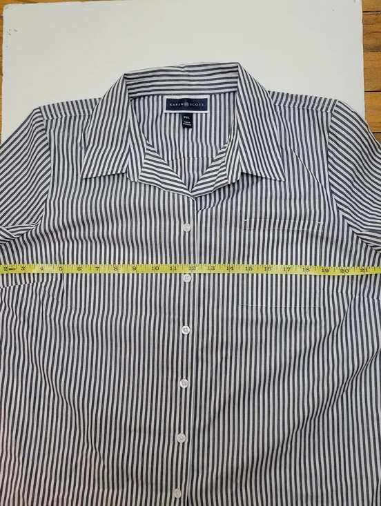 Karen Scott Short-Slv Button-Down Top Light Gray Pinstripe PXL Classic Nautical - Picture 7 of 8